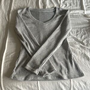 SHEIN Light Gray Ribbed V-Neck Sweater